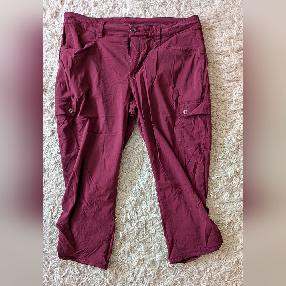 Eddie Bauer Maroon Utility Capri Pants 10